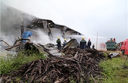 Cháy lớn tại xưởng gỗ trong khu công nghiệp Nam Đông Hà