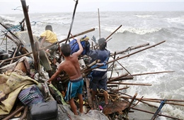Philippines ngả nghiêng vì bão Koppu 