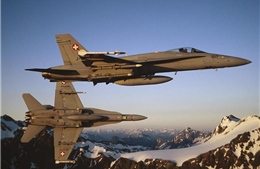 Thụy Sĩ tuyên bố “kiểm tra thường lệ” máy bay Nga