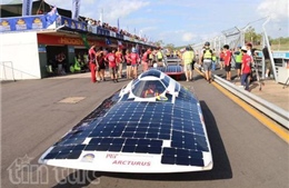 Đua xe năng lượng mặt trời tại Australia