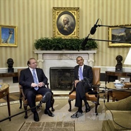 Tổng thống Mỹ hội đàm với Thủ tướng Pakistan tại Nhà Trắng