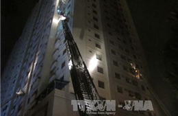 Sau cháy, cư dân CT4A lo ngại sức chịu lực của tòa nhà