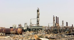 IS vẫn kiếm tiền từ dầu mỏ mặc dù Mỹ không kích