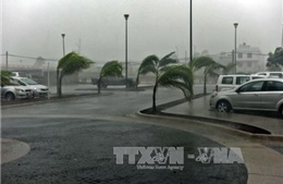 Mexico dỡ bỏ lệnh báo động bão Patricia