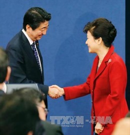 Hàn-Nhật gặp thượng đỉnh song phương sau 3 năm