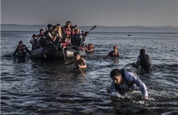 Đảo Hy Lạp hết chỗ chôn vì quá tải xác người tị nạn