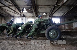 Quân đội Ukraine hoàn tất rút vũ khí hạng nhẹ khỏi giới tuyến