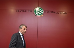 Chủ tịch Liên đoàn bóng đá Đức từ chức vì bê bối “quỹ đen”