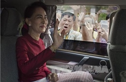 Bà San Suu Kyi kêu gọi đối thoại hòa giải với giới tướng lĩnh