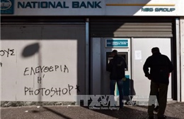 Hy Lạp đạt được thỏa thuận với các chủ nợ để nhận 12 tỷ euro giải ngân 