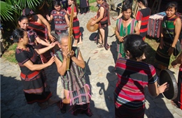 Lễ hội AZa Koonh của dân tộc Tà Ôi