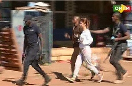 Video giải cứu con tin kịch tính trong khách sạn Mali