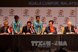 Ký Tuyên bố về thành lập Cộng đồng ASEAN