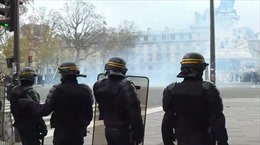 Hơn 200 người bị bắt giữ trong biểu tình ở Paris