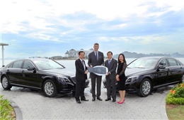 Mercedes-Benz Việt Nam bàn giao xe S-Class cho Vinpearl Hạ Long Bay 