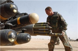 Mỹ căng sức sản xuất vũ khí diệt khủng bố