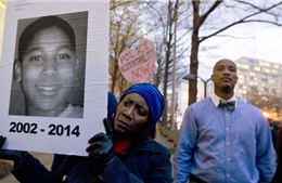 Cảnh sát bắn chết cậu bé gốc Phi 12 tuổi không bị truy tố