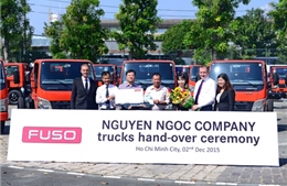 FUSO bàn giao 30 xe tải Canter cho Công ty Nguyễn Ngọc