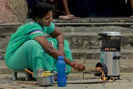 Ấn Độ ưu tiên “bếp sạch” để chống biến đổi khí hậu
