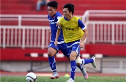 HLV Miura đem 25 cầu thủ sang Qatar 