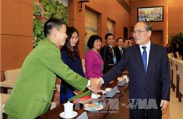 Chủ tịch Quốc hội gặp mặt Hội thầy thuốc trẻ Việt Nam