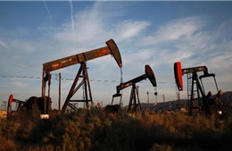 Điều gì khiến giá dầu cuối tuần qua bật tăng dữ dội?