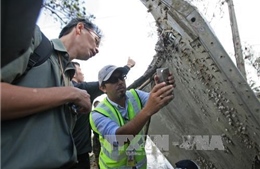 Malaysia phát hiện mảnh vỡ nghi của máy bay MH370
