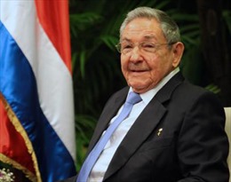 Chủ tịch Cuba bắt đầu chuyến thăm chính thức Pháp 