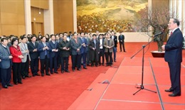 Chủ tịch Quốc hội Nguyễn Sinh Hùng chúc Tết đại biểu Quốc hội