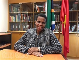 Cái Tết thứ ba của bà đại sứ Nam Phi