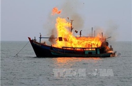 Indonesia tiếp tục đánh chìm tàu nước ngoài đánh cá trái phép 