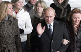 Cuộc đời bí ẩn của con gái lớn Tổng thống Putin