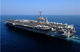 Tàu Trung Quốc bám sát nhóm tàu sân bay Mỹ tại Biển Đông