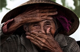 Nhiếp ảnh gia Pháp tặng “nụ cười ẩn giấu” cho Việt Nam