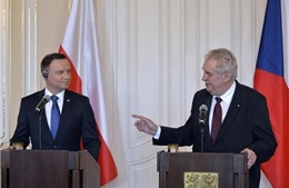 Tổng thống Ba Lan thăm CH Séc 