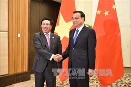 Phó Thủ tướng Phạm Bình Minh hội kiến Thủ tướng Trung Quốc 