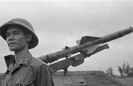 Ba quả tên lửa Liên Xô bắn rơi bốn máy bay Mỹ