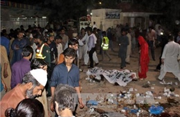 Pakistan ráo riết lùng thủ phạm đánh bom liều chết Lahore