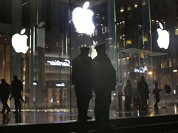 FBI tự "bẻ khóa" iPhone, kết thúc cuộc chiến với Apple