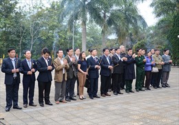 Hội Cựu chiến binh 5 cơ quan Trung ương tặng quà tại Hà Giang
