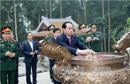Chủ tịch nước dâng hương tưởng niệm tại Di tích K9 - Đá Chông