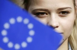 EU đề xuất chế độ miễn thị thực với Ukraine