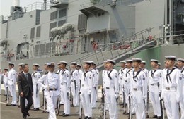 Chiến hạm Nhật Bản cập cảng Cam Ranh thăm Việt Nam