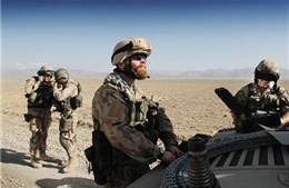 Séc làm "mếch lòng" EU và "thân thiết" với NATO