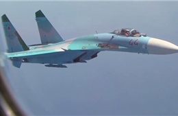 Nga ra tuyên bố về vụ Su-27 chặn máy bay Mỹ