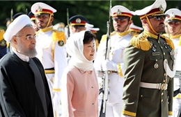 Hàn Quốc và Iran ký nhiều thỏa thuận lớn về kinh tế