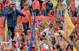 Tổng thống Venezuela sẵn sàng trưng cầu dân ý 