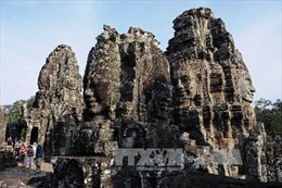 Campuchia cấm xe cơ giới chạy trước đền Angkor Wat