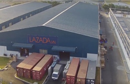 Lazada chấm dứt quyền kinh doanh của nhà bán hàng iPhone