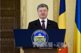 Tổng thống Ukraine hủy chuyến công du Anh